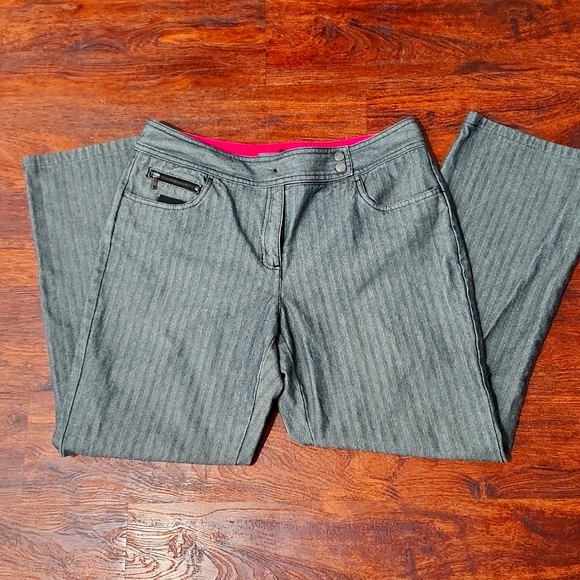 Liz Claiborne Jeans - Picture 3 of 6